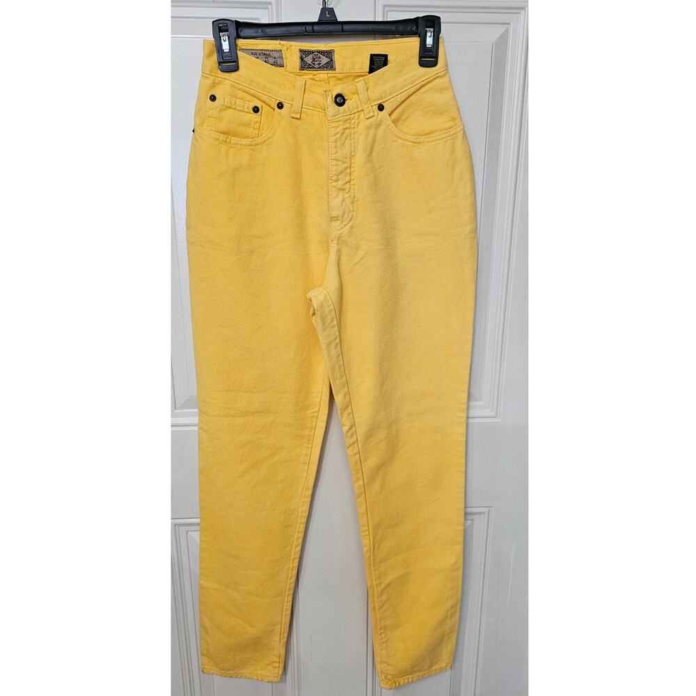 Vintage 90s Bright Yellow High Waisted Jeans Tapered Leg Mom Denim Size 7/8